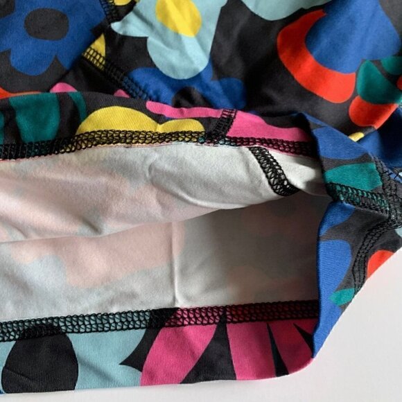 NEW Hanna Andersson Girl UV Black Floral Hoodie  12 Years 150 Cm - Picture 7 of 10